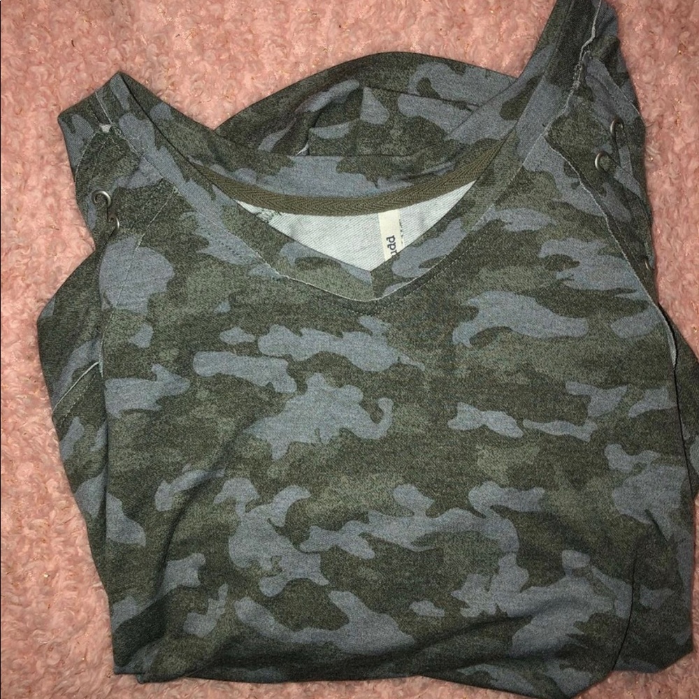Camouflaged long sleeved